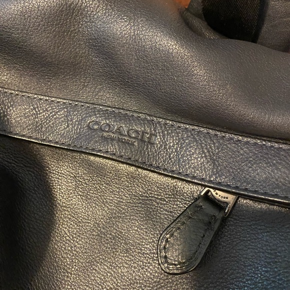 Mens coach track backpack - Picture 2 of 13